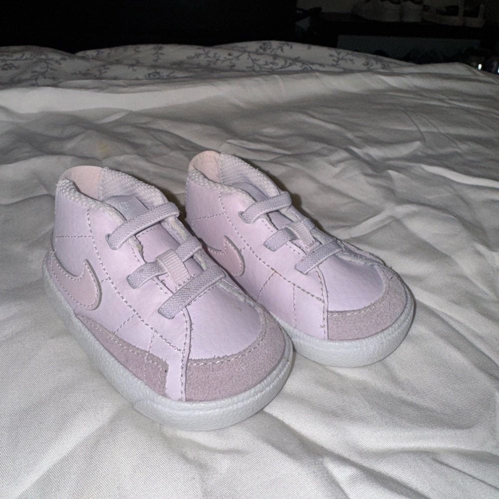 Nike Purple Sneakers with Velcro Strap and White Soles